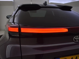 Toyota C-HR Toyota C-HR 2.0 Hybrid 200 First Edition | Parkeersensoren V+A - afbeelding nr 12