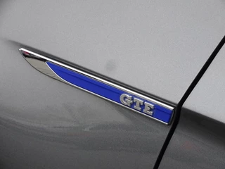 Volkswagen Passat Volkswagen Passat Variant TSI GTE 218PK DSG / Highline / R-Line / LED - afbeelding nr 42