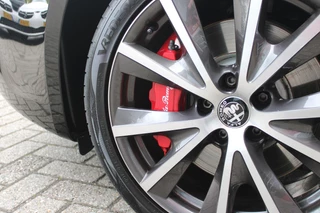 Alfa Romeo Giulietta Alfa Romeo Giulietta 1.4 120PK TURBO SPRINT | LEDEREN BEKLEDING | AFNEEMBARE TREHAAK | ALL SEASON BANDEN | NAVIGATIE | CLIMATE CONTROL | CRUISE CONTROL | CARBON INTERIEUR AFWERKING | 18