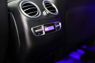 Mercedes-Benz GLC Mercedes-Benz GLC-klasse Coupé 300e 4MATIC AMG 63 Look / Memory / Digital Cockpit / Open Dak / Camera / Acc / Trekhaak / Led - afbeelding nr 24