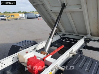Iveco Daily Iveco Daily 35C16 3.0L Kipper met Kist Dubbellucht 3,5t Trekhaak Airco Cruise Euro6 Tipper Benne Kieper 2m3 Airco Trekhaak Cruise control - afbeelding nr 8