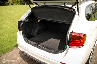 BMW X1 BMW X1 sDrive20i High Executive | M pakket | NAP | PANO | - afbeelding nr 23