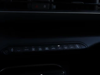 Jeep Avenger Jeep Avenger Summit 54kWh | Infotainment | Winter | Warmtepomp | 18