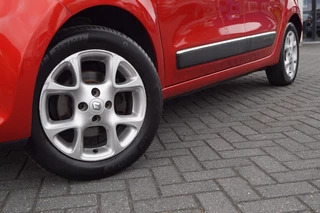 Renault Twingo Renault Twingo 0.9 TCe Dynamique / Navigatiesysteem /Parkeersensoren/Camera - afbeelding nr 6