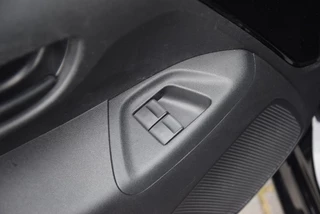 Peugeot 108 Peugeot 108 1.0e-VTi Active Premium Airco/Mistlampen/Bluetooth - afbeelding nr 10