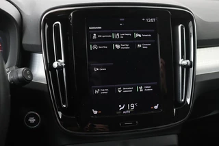Volvo XC40 Volvo XC40 1.5 T3 Momentum Pro | Leder | Stoelverwarming |  Camera | Navigatie | PDC | Full LED | Climate control - afbeelding nr 14