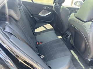 BMW 1 Serie BMW 1 Serie 120 M Sp. Design Ed. - afbeelding nr 10