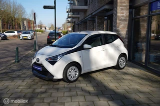 Toyota Aygo Toyota Aygo 1.0 VVT-i x-joy|CAMERA|LED|2021|NAP - afbeelding nr 6