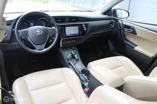 Toyota Auris Toyota Auris Touring Sports 1.8 Hybrid Lease pro | Beige Leer | Panoramadak | Full Led | Parkeersensoren. - afbeelding nr 24