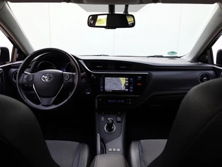 Toyota Auris Toyota Auris Touring Sports 1.8 Hybrid Executive | Half Leder | Park-Assist | LED Koplampen - afbeelding nr 13