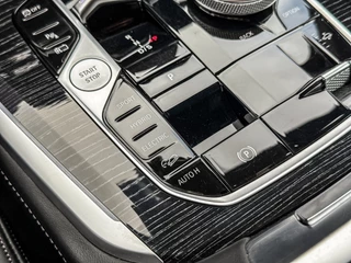 BMW X5 BMW X5 xDrive50e 490PK High Executive M-Sport | PANO | HARMAN KARDON | SKYLOUNGE | WARMTECOMFORT | LEDER | - afbeelding nr 101