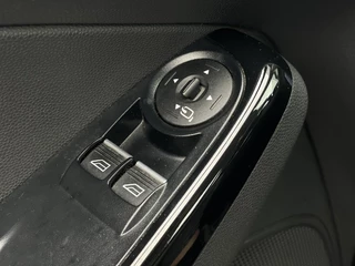 Ford Fiesta Ford Fiesta 1.0 Titanium | Dealer onderhouden! | Airco | 5deurs | - afbeelding nr 12