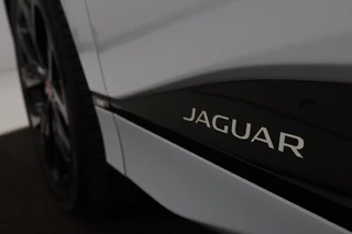 Jaguar I-PACE Jaguar I-PACE EV400 SE 90 kWh | Panoramadak | Leder |  Stoelverwarming | Carplay | Meridian Surround | Camera | Park Assist | Full LED - afbeelding nr 21