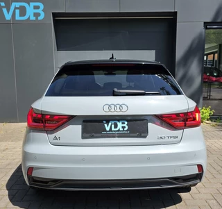 Audi A1 Sportback Audi A1 Sportback 30 TFSI EPIC ORIGINEEL NL NAP NAVI LED - afbeelding nr 10