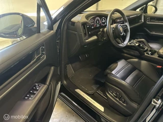 Porsche Cayenne Porsche Cayenne Coupé E-Hybrid BURMESTER MATRIX HD HUD - afbeelding nr 5