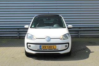 Volkswagen up! Volkswagen up! 1.0 75pk high up! NL-Auto NAP Panoramadak Fender Airco Carplay Stoelverwarming CPV El. Ramen - afbeelding nr 2
