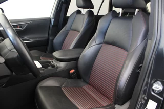Toyota RAV4 Toyota RAV4 2.5 Plug-in Hybrid AWD Business Plus |Stoelverwarming|Camera|Navi| - afbeelding nr 11