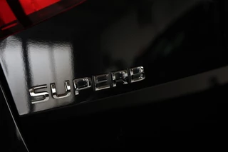 Škoda Superb Škoda Superb Combi 1.4TSI iV 218PK Business Ed. Plus *NAP/Trekh/Virtual/Stoelvw/Keyless* - afbeelding nr 11
