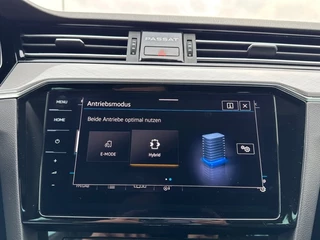 Volkswagen Passat Volkswagen Passat Variant 1.4 TSI DSG GTE TREKHAAK/360-CAMERA/MEMORY/NAVI/CARPLAY/ACC/E-KLEP - afbeelding nr 25