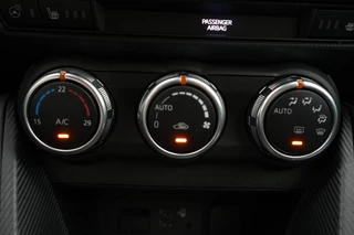 Mazda 2 Mazda 2 1.5 Skyactiv-G Luxury i-Activesense : dealer onderhouden - afbeelding nr 33