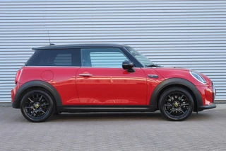 MINI Electric Mini Mini Electric MINI Electric 33 kWh Cooper SE/Navi/Leder - afbeelding nr 4