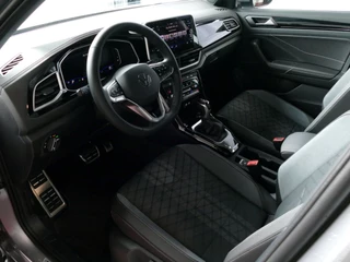 Volkswagen T-Roc Volkswagen T-Roc 1.5 TSI 150PK R-LINE EVO IQ LIGHT ALCANTARA ELEK.KLEP CARPLAY STOEL/STUUR VERW. 18