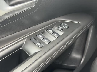 Peugeot 3008 Peugeot 3008 1.2 PureTech GT Line Panorama 360 Camera Cruise DAB Navigatie Carplay - afbeelding nr 28