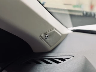 Volkswagen T-Roc | Massage | IQ | Beats | Trekhaak - afbeelding nr 13