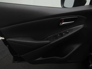 Mazda 2 Mazda 2 1.5 Skyactiv-G Sportive met navigatie : dealer onderhouden - afbeelding nr 11
