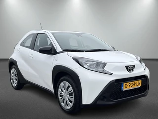 Toyota Aygo X 1.0 VVT-i Play optioneel: Ramaker Black Edition, €2.000.-