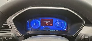Ford Kuga Ford Kuga 2.5 PHEV Titanium 225pk | Driver Assistance Pack | Technology Pack | Winterpack | AGR Stoelen met half leder | Trekhaak afneembaar | Michelin Cross Climate - afbeelding nr 16