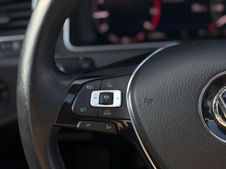 Volkswagen Golf Volkswagen Golf 1.0 TSI Highline – Panoramadak | Virtual Cockpit | Navi | Nieuwstaat | Zeer Compleet | Dealeronderhouden - afbeelding nr 14