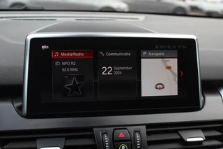 BMW 2 Serie BMW 2 Serie Active Tourer 225xe iPerformance High Exe. / Panoramadak / Camera / Head-up / Leder / Keyless / Navigatie / DAB / Stuurverwarming / Cruise Control - afbeelding nr 20