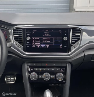 Volkswagen T-Roc Volkswagen T-Roc 1.5 TSI DSG Sport 150PK/PANO/VIRTU - afbeelding nr 44