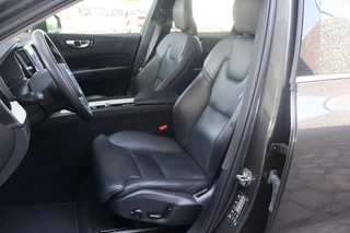 Volvo XC60 Volvo XC60 2.0 B4 Inscript. | Geen import | Schuifdak | Leer | Camera - afbeelding nr 18