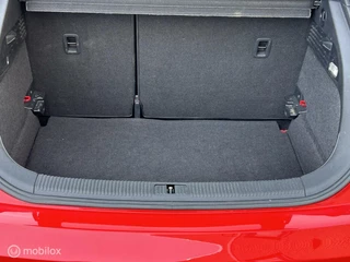 Audi A1 Sportback Audi A1 Sportback 1.2 TFSI S-Line Red Ribbon / S1 bumpers / 45.154 KM 1e eigenaar - afbeelding nr 36