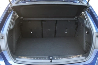 BMW 1 Serie BMW 1-serie 120i Business Edition Plus HEAD-UP LEDER KEYLESS - afbeelding nr 11