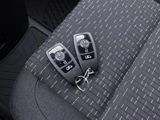 Mercedes-Benz Vito Mercedes-Benz Vito 116 Lang Trekhaak LED Achteruitrijcamera Cruise Control Betimmering - afbeelding nr 11