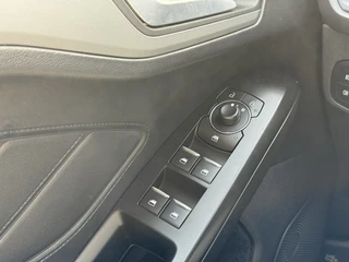 Ford Focus Ford Focus 1.0 Hybrid Connected NAP Navi PDC Led super staat! - afbeelding nr 23