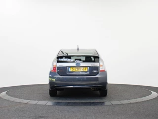Toyota Prius Toyota Prius 1.8 Plug-in Executive Business | Leder | Navigatie | Camera - afbeelding nr 10
