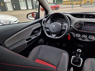 Toyota Yaris Toyota Yaris 1.3 VVT-i Dynamic - afbeelding nr 4