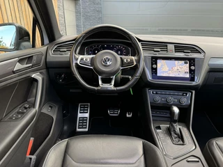 Volkswagen Tiguan Volkswagen Tiguan 1.5 TSI R-line Automaat | Panorama | Leer | LED Verlichting | Actief Demping Systeem | Achteruitrijcamera | Black Style | 20 inch velgen | Elektrische verstelbare stoelen | Afneembare trekhaak - afbeelding nr 25