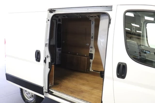 Peugeot Boxer Peugeot Boxer 2.0 BlueHDI EURO 6 - Airco - Cruise - Radio - €9.450,- Excl. - afbeelding nr 16