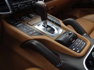 Porsche Cayenne Porsche Cayenne 3.0 S E-Hybrid 333PK PDK Sport Design / 2015 / LED *NAP* - afbeelding nr 36