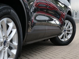 Ford Kuga Ford Kuga 2.5 PHEV Titanium X I B&O I Half-leder I Elek. stoelverstelling - afbeelding nr 6