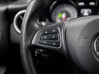 Mercedes-Benz CLA Mercedes-Benz CLA Shooting Brake 180 Sport Automaat (NAVIGATIE, LEDER, STOELVERWARMING, GETINT GLAS, SPORTSTOELEN, PARKEERSENSOREN, CRUISE, BLUETOOTH, NIEUWE APK, NIEUWSTAAT) - afbeelding nr 19