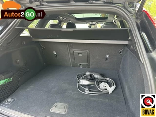 Volvo XC60 Volvo XC60 2.0 T8 Plug-in hybrid AWD Ultra Black Edition - afbeelding nr 37