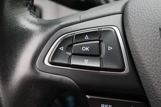 Ford Focus Ford Focus 1.0 EcoBoost Titanium Business - afbeelding nr 32