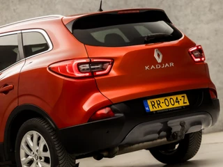 Renault Kadjar (NAVIGATIE, VIRTUAL COCKPIT, CLIMATE, GETINT GLAS, LEDER, SPORTSTOELEN, CRUISE, TREKHAAK, PARKEERSENSOREN, NIEUWSTAAT) - afbeelding nr 11