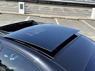 Mercedes-Benz C-Klasse Mercedes C-klasse C300e AMG Line |Pano |Memory |Massage |360 - afbeelding nr 4